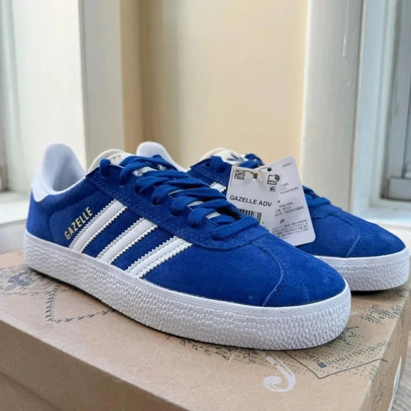 NWT Adidas Gazelle ADV Sneakers Womens 6.5 Royal Blue Cloud White - Picture 4 of 11